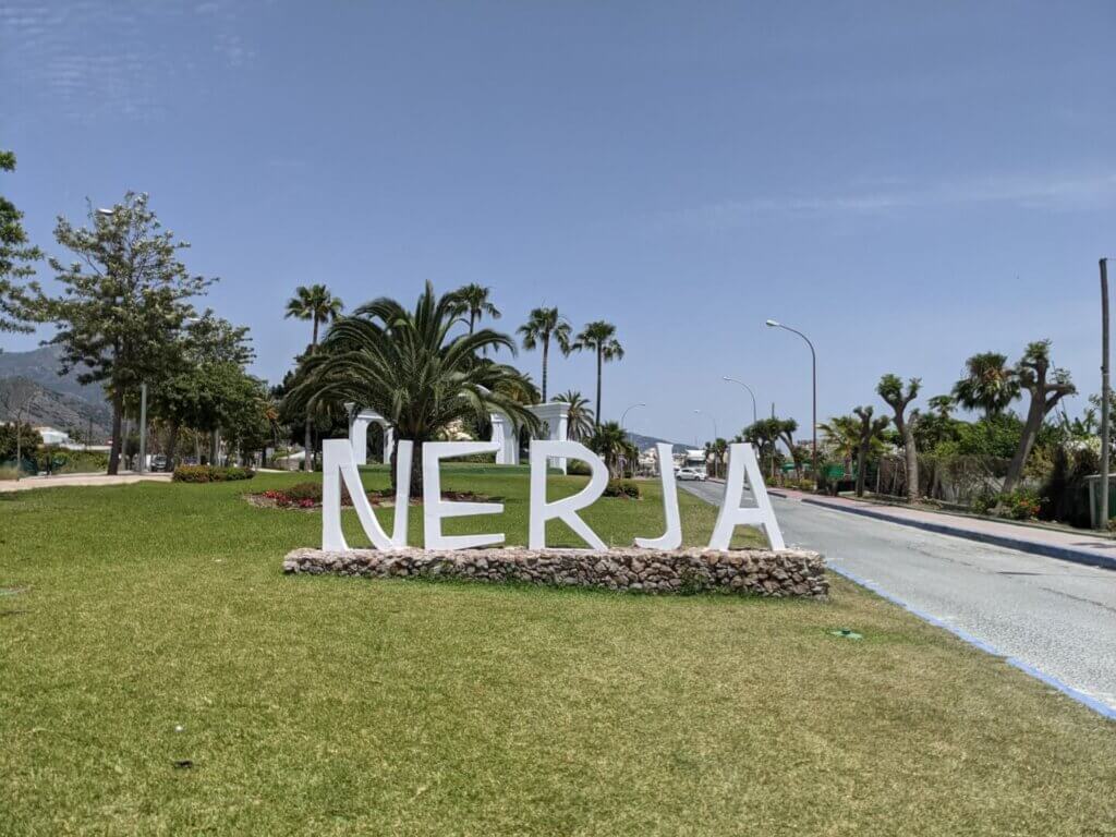 Ortseingang Nerja (Costa del Sol)